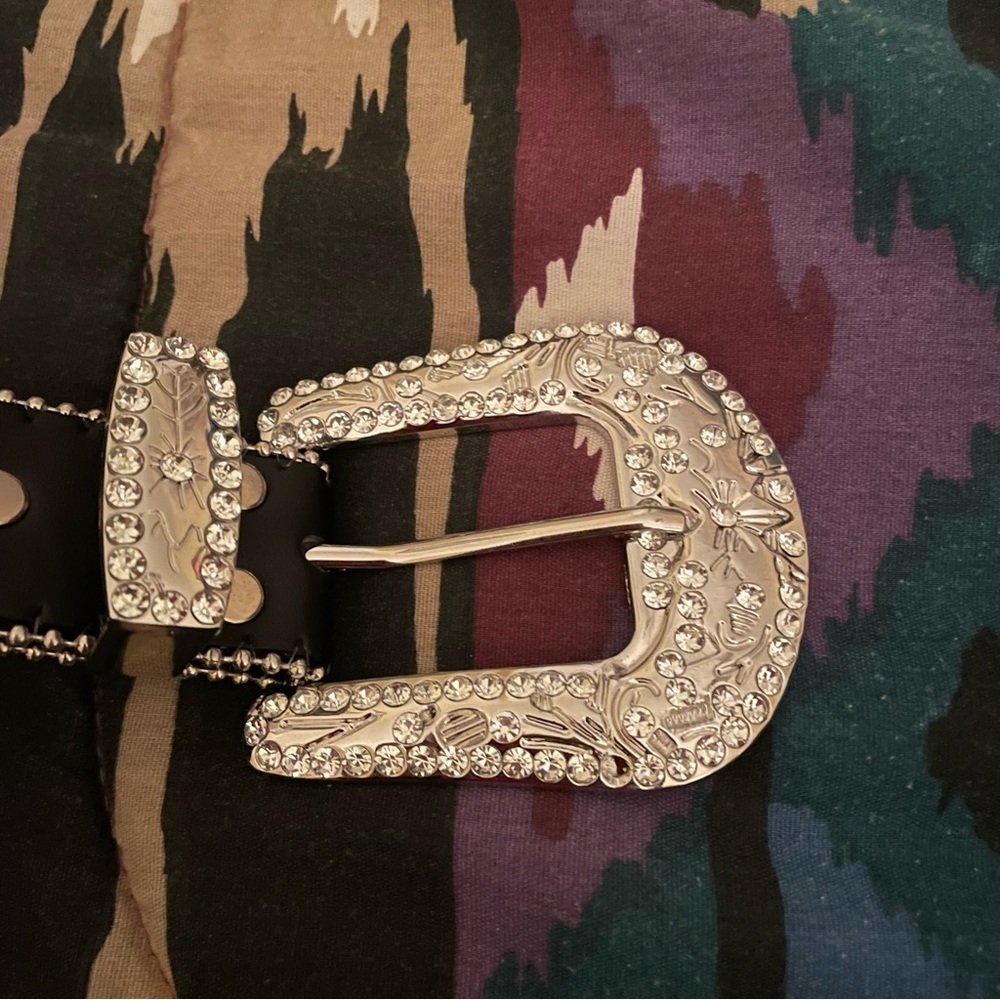 Black Cross Rhinestone Belt - Picture 5 of 10